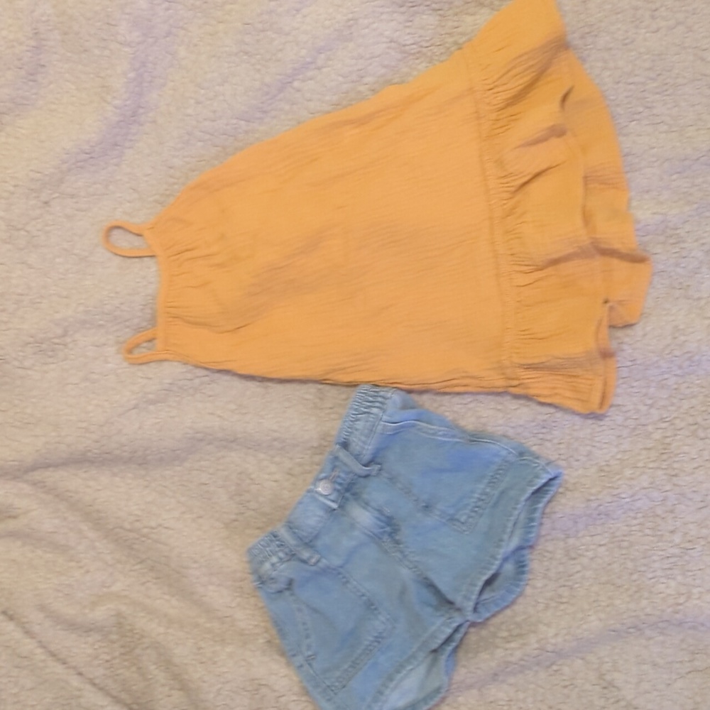 Girls summer dress & shorts